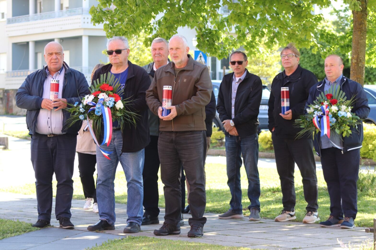 U Lipiku položeni vijenci i zapaljene svijeće povodom obljetnice „Bljeska“